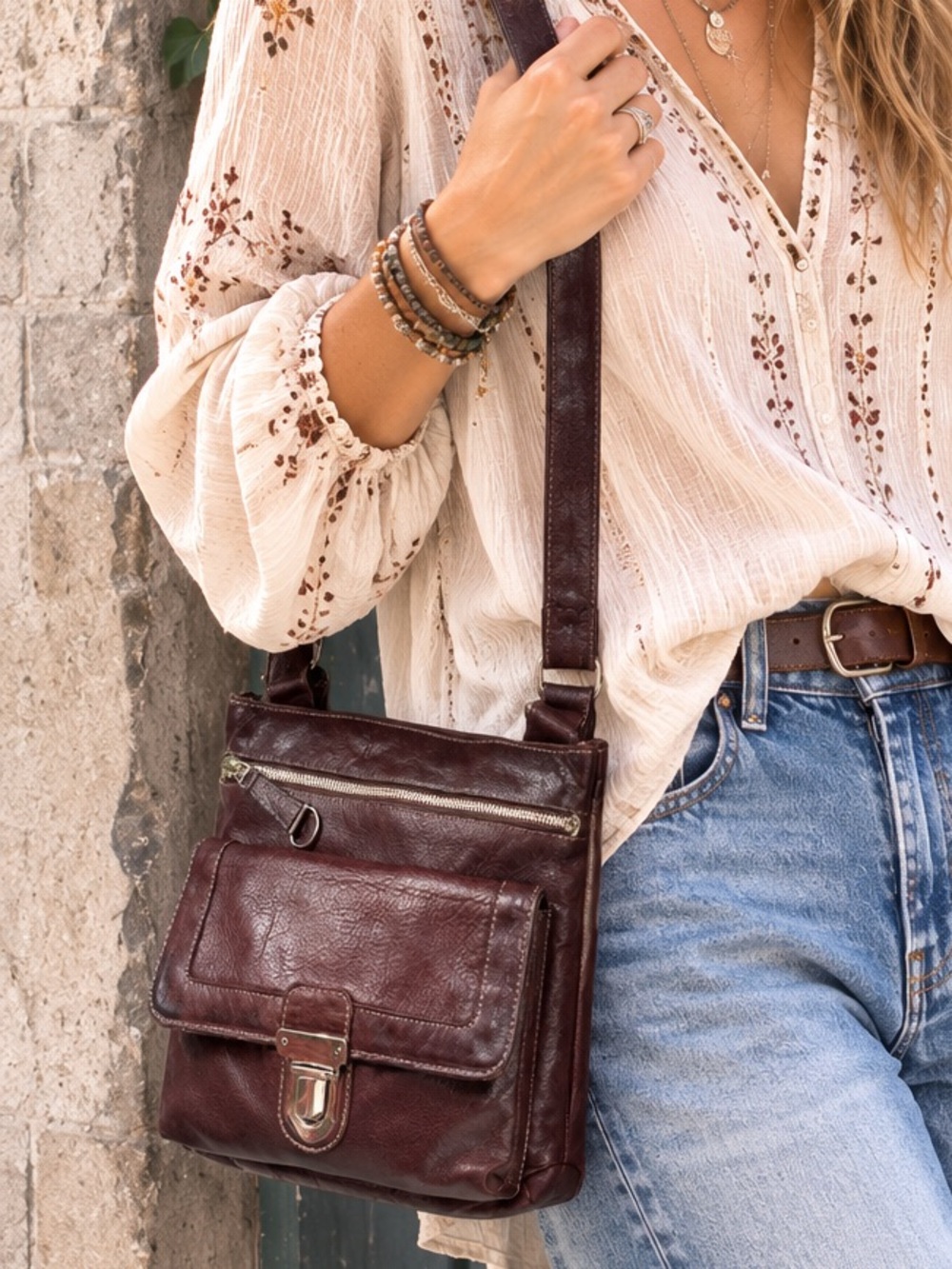 ROOTS Women's Leather Shoulder Bag - Deep Brown